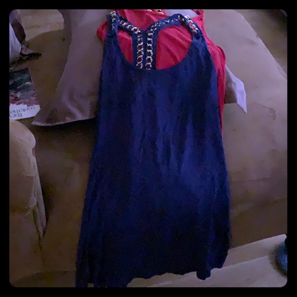 Women tank tops